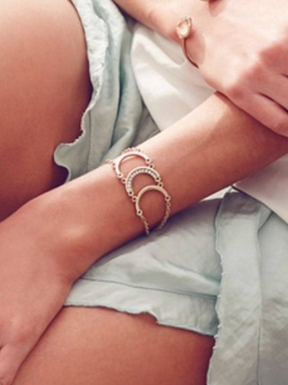 Chloe + Isabel Lunette Triple Crescent Bracelet